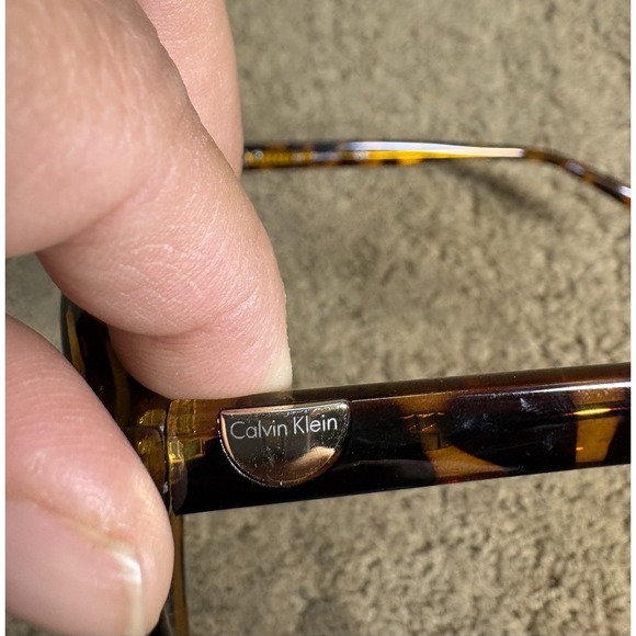 Calvin Klein Tortoise Shell Sunglasses R710S - Picture 6 of 8